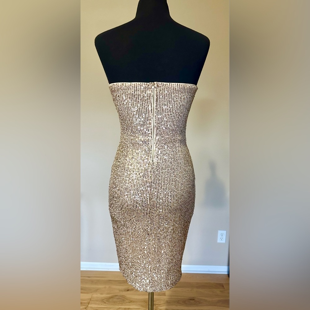 Haute Monde Gold Sequin Strapless Bodycon Dress Knee Length - Picture 4 of 9